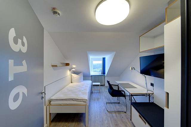 Eindruck eines renovierten Zimmers. Eindruck eines renovierten Zimmers.